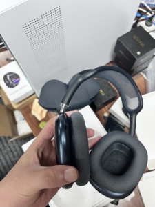 Audífonos Inalámbricos Oneodio SuperEQ A200 ANC con Cancelación Activa de Ruido, Auriculares Over-Ear con Micrófono ENC, Audio de Alta Resolución y Aplicación - Product Image 3