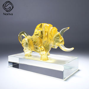 รูปปั้นวัวคริสตัลไล่ระดับสีแบบประณีตรูปปั้นวัวทำด้วยมือศิลปะบ้านสำนักงานฮวงจุ้ยหล่อขี้ผึ้งหายไป Noriva - Product Image 4