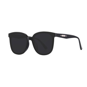 Lunettes de soleil polarisées surdimensionnées de haute qualité pour femmes, monture noire, verres marron/jaune, monture intégrale ovale, protection UV <span class=keywords><strong>FR</strong></span> % - Product Image 2