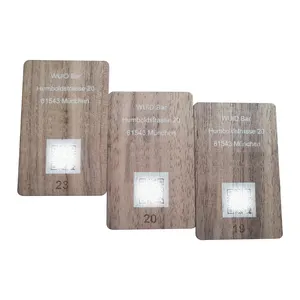 Material de madeira natural nfc rfid cartões de presente, impressão com ambos os lados gravação id qr código com chaveiro