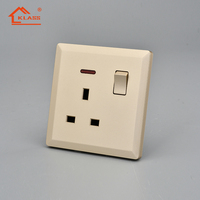 Interrupteur mural 1 voie 2 voies avec prise électrique 13A 220v 3 broches, prise murale universelle avec voyant lumineux