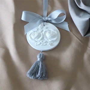 Оптовая продажа ручной работы декоративный белый цвет керамический заказной ароматизированный камень глина фарфоровый цветок ароматизатор масла диффузор - Product Image 3