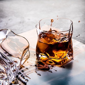 Vaso <span class=keywords><strong>de</strong></span> Vidrio Estilo <span class=keywords><strong>Bar</strong></span> Popular, Soplado a Mano, para Vino Tinto, Martini, Whisky, Cerveza y Licores, Disponible en Fábrica - Product Image 1