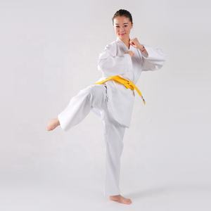 Uniformes de artes marciales unisex de buena calidad personalizados 2020 - Product Image 4