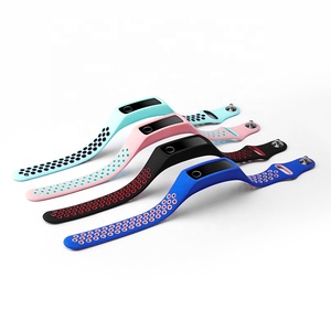Bracelet en silicone deux tons pour <span class=keywords><strong>Honor</strong></span> <span class=keywords><strong>Band</strong></span> 4 5 Bracelet de sport intelligent huawei <span class=keywords><strong>Honor</strong></span> <span class=keywords><strong>Band</strong></span> <span class=keywords><strong>3</strong></span> Bracelet de sport de remplacement respirant et poreux - Product Image 6