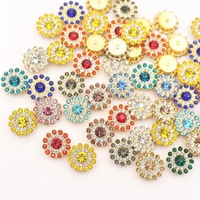 Perles de fleurs multicolores à coudre, écologiques, 10 mm, motif fleur de prunier, à trois couches, avec strass en verre 3D à dos plat pour vêtements
