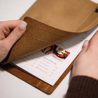 Vente directe en gros, porte-menu en cuir véritable A5, porte-menu personnalisé, couvertures de menu de restaurant