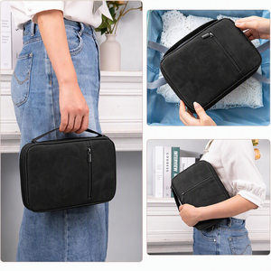 Étui de transport pour livre résistant à l'eau et durable, accessoires d'église, poche zippée, poignée, couverture de Bible en cuir PU moderne pour femmes - Product Image 1