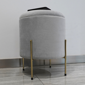 HStex Mobili Nuovo di Vendita Rotondo Seduti Poggiapiedi Velluto Oro Gambe In Metallo Sedie <span class=keywords><strong>Grigio</strong></span> Sgabelli Ottoman - Product Image 2