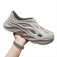 Sandales de plage transfrontalières pour hommes, nouvelle collection 2025, respirantes, en EVA, sans semelle intermédiaire, à bout ouvert, semelle souple, style simple et tendance