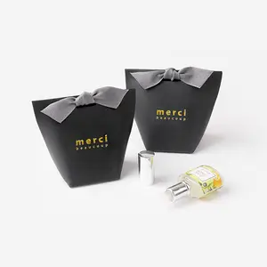 Promotional 250グラムKorean Neutral Style HighハイエンドValentineのDay Packaging Small Black Gift Packaging Bow Tie Box/Candy Box