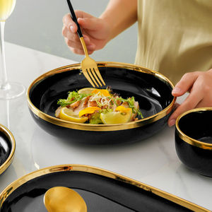Piatti da portata all'ingrosso da 7,5/8/9/10/12 pollici in porcellana di lusso, neri brillanti <span class=keywords><strong>con</strong></span> bordo dorato, stoviglie in ceramica per uso domestico - Product Image 2
