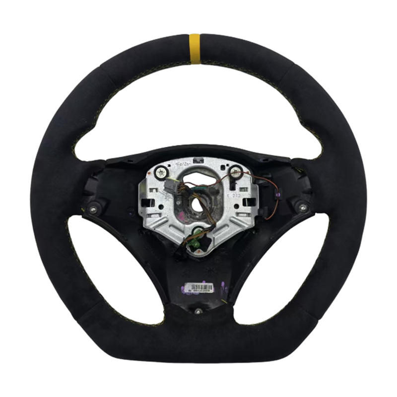 ปกติมีรู + อัลแคนทารา + เย็บสีเหลือง + แถบสีเหลือง