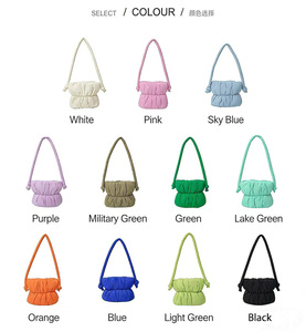 Sac fourre-tout matelassé en nylon léger et imperméable pour femme, personnalisé en usine, avec logo <span class=keywords><strong>Priant</strong></span>, idéal pour la mode féminine - Product Image 6