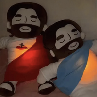 Nouveau style très vendu : Poupée Jésus apaisante et respirante, ours en peluche super doux avec son et lumière, personnalisable ODM, aide au sommeil et anti-ronflement