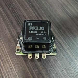 Régulateur <span class=keywords><strong>de</strong></span> tension <span class=keywords><strong>de</strong></span> relais <span class=keywords><strong>de</strong></span> <span class=keywords><strong>moto</strong></span> 12V Dnepr Ural PP 330 - Product Image 2