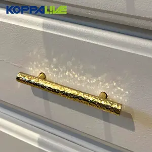 Koppalive Wholesale Price Durable Hammered Shiny Brass Handles in Stock for Kitchen Cabinet Door or Drawer