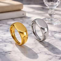 Minimalistischer Edelstahl-Siegelring für Herren mit Blanko-Ovalfläche, Gold-Silber Polierter Ring, Individuelle Gravur, Schmuck Großhandel