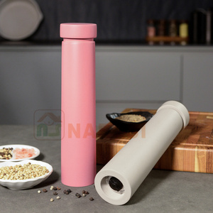 Moulin à sel et à poivre manuel Moulin à poivre <span class=keywords><strong>en</strong></span> <span class=keywords><strong>bois</strong></span> de grande taille pour la maison et la cuisine - Product Image 6