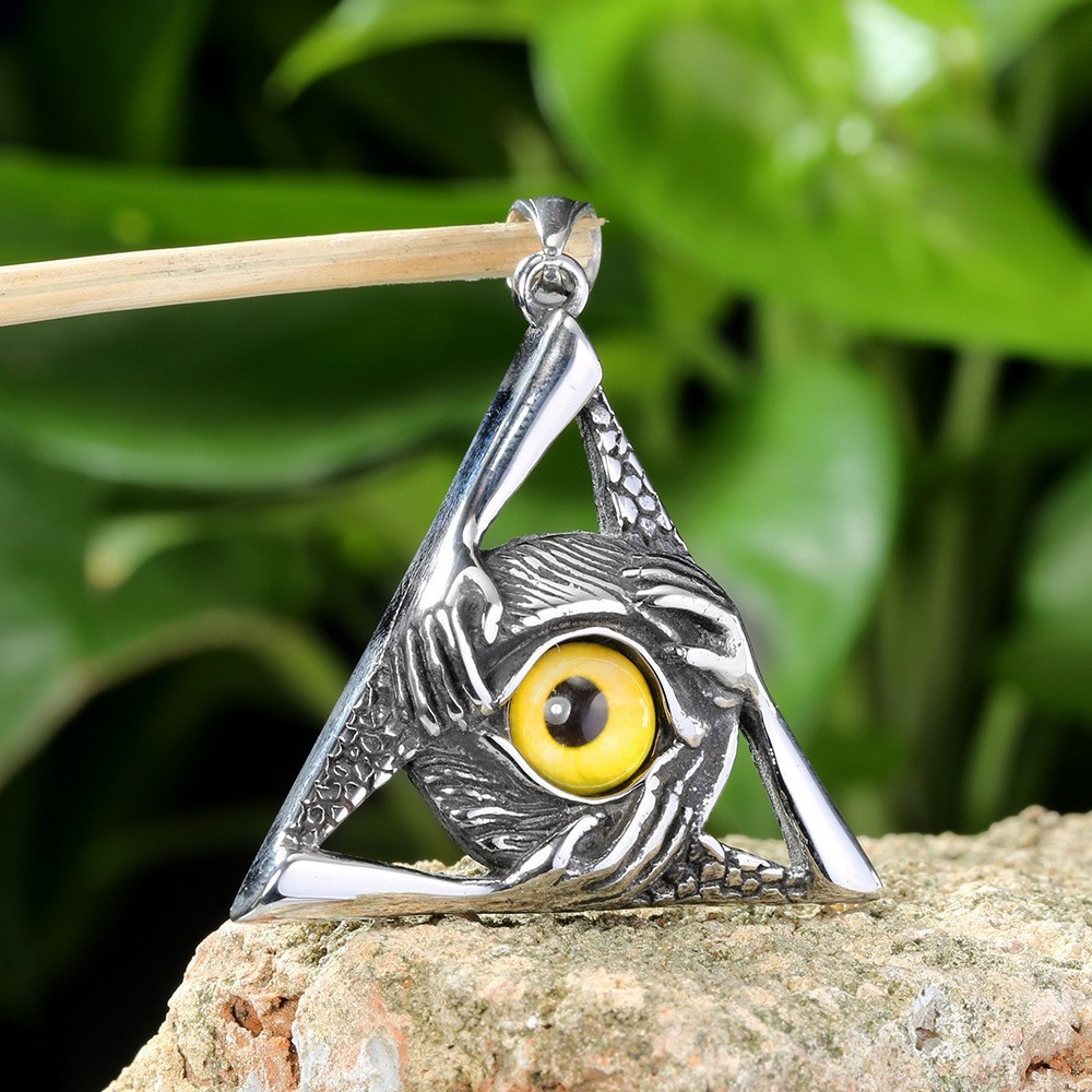 Pendentif aux yeux jaunes (chaîne non incluse)