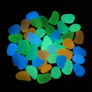 100 pièces pierres lumineuses de nuit lueur dans les cailloux sombres roches de pierre rougeoyantes pour la décoration d'aquarium - Product Image 2