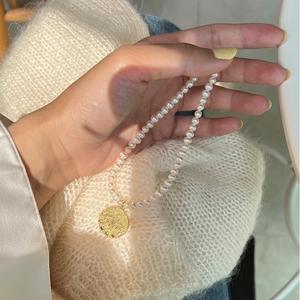 Collar de Moda para Mujer con Perlas Naturales, Cadena para Clavícula, Colgante de Moneda Dorada con Ojo de Diablo, Accesorio de Moda - Product Image 5