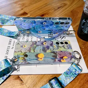 Funda de lujo con correa de pulsera de flores IMD para <span class=keywords><strong>Samsung</strong></span> S23 21 22 Plus S24 Ultra Cover <span class=keywords><strong>A</strong></span> 14 54 34 13 33 53 12 <span class=keywords><strong>52</strong></span> funda brillante - Product Image 2
