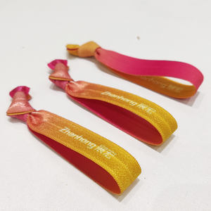 สายคล้องคอแบบยืดพิมพ์ลายตามสั่ง ที่รัดผมแบบซับลิเมชั่น สายรัดข้อมือ และผ้าพันข้อมือพร้อมโลโก้สั่งทำ สายรัดข้อมือสำหรับโปรโมชั่น - Product Image 4