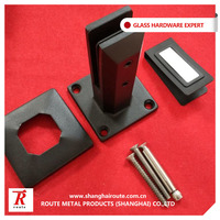 Penjepit Kaca Baja Tahan Karat 304 untuk Pagar Balkon Kolam Renang, Finishing Hitam Matte Cermin Brushed untuk Sistem Kaca Tanpa Bingkai