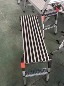 Plateforme <span class=keywords><strong>de</strong></span> travail pliante en aluminium homologuée, vente en gros directe usine, capacité <span class=keywords><strong>de</strong></span> charge 150 kg, banc <span class=keywords><strong>de</strong></span> lavage <span class=keywords><strong>de</strong></span> voiture avec surface antidérapante - Product Image 5