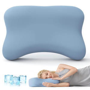 Oreiller de refroidissement ergonomique en mousse à mémoire de forme souple et incurvée pour le cou cervical dormeur latéral breveté pour une chambre à coucher confortable - Product Image 1