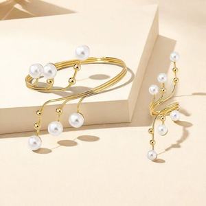 Thanh lịch mạ vàng ngọc trai <span class=keywords><strong>Bangle</strong></span> và vòng <span class=keywords><strong>Set</strong></span> - Stackable sóng thiết kế với đính cườm dấu, Boho Bridal trang sức quà tặng - Product Image 2