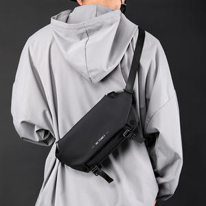 วีพาวเวอร์กระเป๋าคาดหน้าอกผู้ชาย กระเป๋าสะพายข้างไนลอนกันน้ำสำหรับใช้ในชีวิตประจำวัน สีทึบ สีดำ สีเทา สีน้ำเงินเข้ม ฤดูใบไม้ร่วง 2023 - Product Image 1