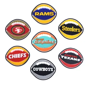 2023 NFL Thể Thao Đội Bóng Đá PVC Giày Quyến Rũ NFL Đội Bóng Đá Logo Giày Quyến Rũ Cho Giày