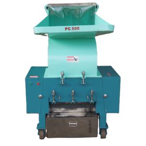 Broyeurs de déchets plastiques automatiques durables et efficaces pour PVC, PC, PP, PET, bouteilles d'eau et d'huile, seaux – Machines de broyage - Product Image 1