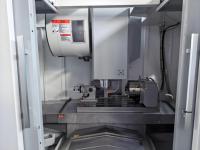 Máquina CNC VMC 640 de Precisión con Husillo BT50, Sistema Fanuc, Voltaje Opcional, para Producción de Autopartes y Fabricación de Moldes
