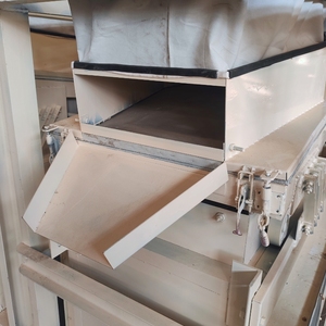 Nhà máy sử dụng máy tách trọng lực riêng không khí tự động để tách kim loại - Product Image 2