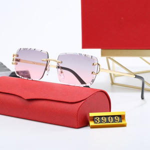 Lunettes de soleil personnalisées avec logo découpé, monture carrée sans cadre, UV400, de haute qualité, de marque classique et design. - Product Image 5
