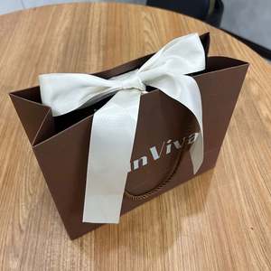 Sac en papier personnalisé avec logo, sacs en papier de luxe pour vêtements, sacs de boutique, sacs cadeaux recyclables avec ruban - Product Image 6