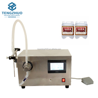 Machine de remplissage semi-automatique professionnelle certifiée CE, adaptée au remplissage de divers liquides à bonne fluidité, sans particules