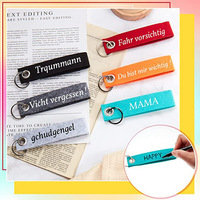 Cadeaux promotionnels Porte-clés bon marché Porte-clés en feutre multicolores Blancs Porte-clés DIY Étiquette Porte-clés Impression de logo Porte-clés avec anneau