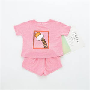 Ropa al por mayor sin marca: Pantalones cortos para bebé niña y camisetas a juego, venta en línea. - Product Image 5