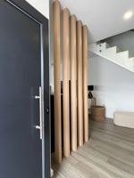 Lames décoratives verticales en WPC pour façade extérieure, pare-soleil en plastique, revêtement décoratif extérieur en bois
