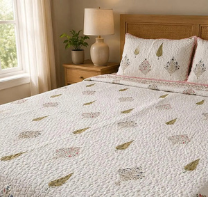 Ensemble de couette et housses de coussin en coton imprimé à la main, motif floral, réversible, matelassé, léger, style bohème, taille King, pour la maison - Product Image 4