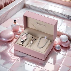 Livraison Gratuite : Nouvelle Montre Tendance pour Femme avec Bracelet de 22 mm – Le Cadeau d'Anniversaire Idéal pour Elle - Product Image 1