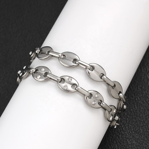 Vente en gros <span class=keywords><strong>de</strong></span> bijoux <span class=keywords><strong>de</strong></span> mode personnalisés, <span class=keywords><strong>bracelet</strong></span> en acier inoxydable avec grains <span class=keywords><strong>de</strong></span> <span class=keywords><strong>café</strong></span>, zircon et <span class=keywords><strong>diamant</strong></span>, <span class=keywords><strong>bracelet</strong></span> à chaîne pour nez <span class=keywords><strong>de</strong></span> cochon pour femme - Product Image 4