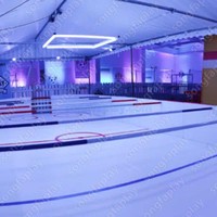 Personnalisation intérieure, dôme géant de hockey, aire de jeux intérieure commerciale, construction métallique pour événements publics, location, interactif