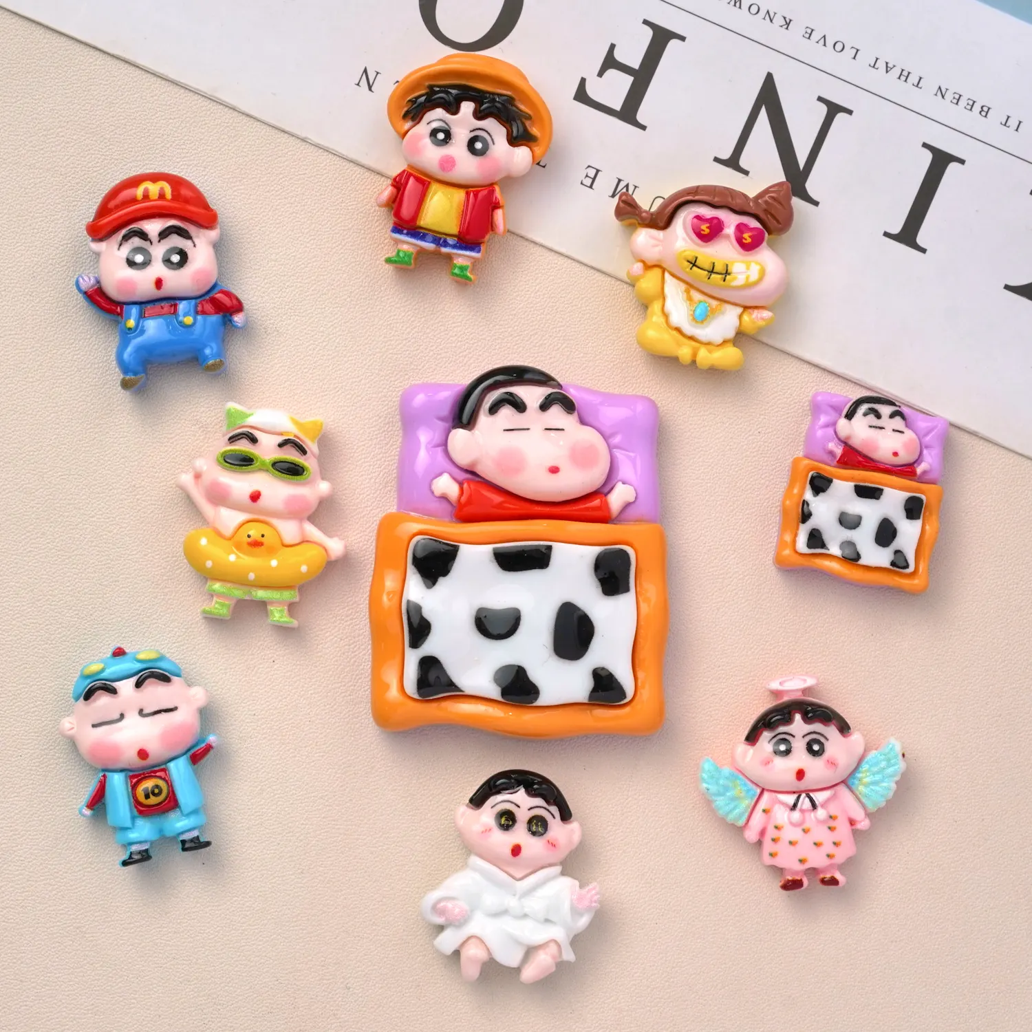 New Style Crayon Xiaoxin Flatback Cartoon Resin Accessories For Phone Case DIY Key Chain Pendant Hair Clips Making Materials