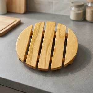 Villa Moderne - Sous-plat rond en bois naturel résistant à la chaleur pour protéger les surfaces des plats chauds - Product Image 3
