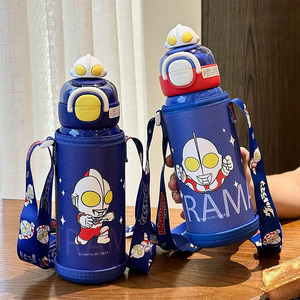 ขวดน้ำเก็บอุณหภูมิสำหรับเด็ก Cruhre Ultraman ขนาด 500 มล. แบบสองฟังก์ชั่น พกพาสะดวก พร้อมสายสะพายสำหรับไปโรงเรียน - Product Image 2